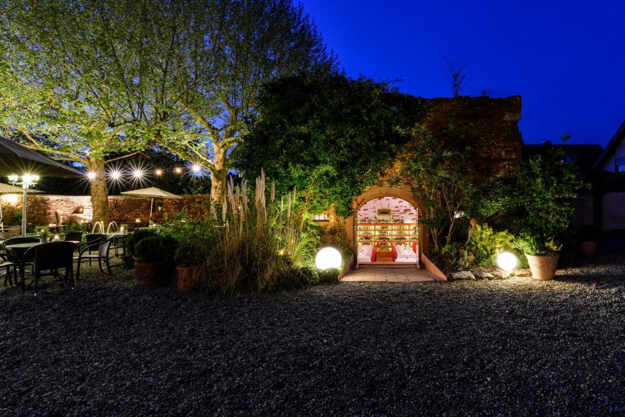 Jauch'S Loewen Hotel-Restaurant Neuershausen ภายนอก รูปภาพ